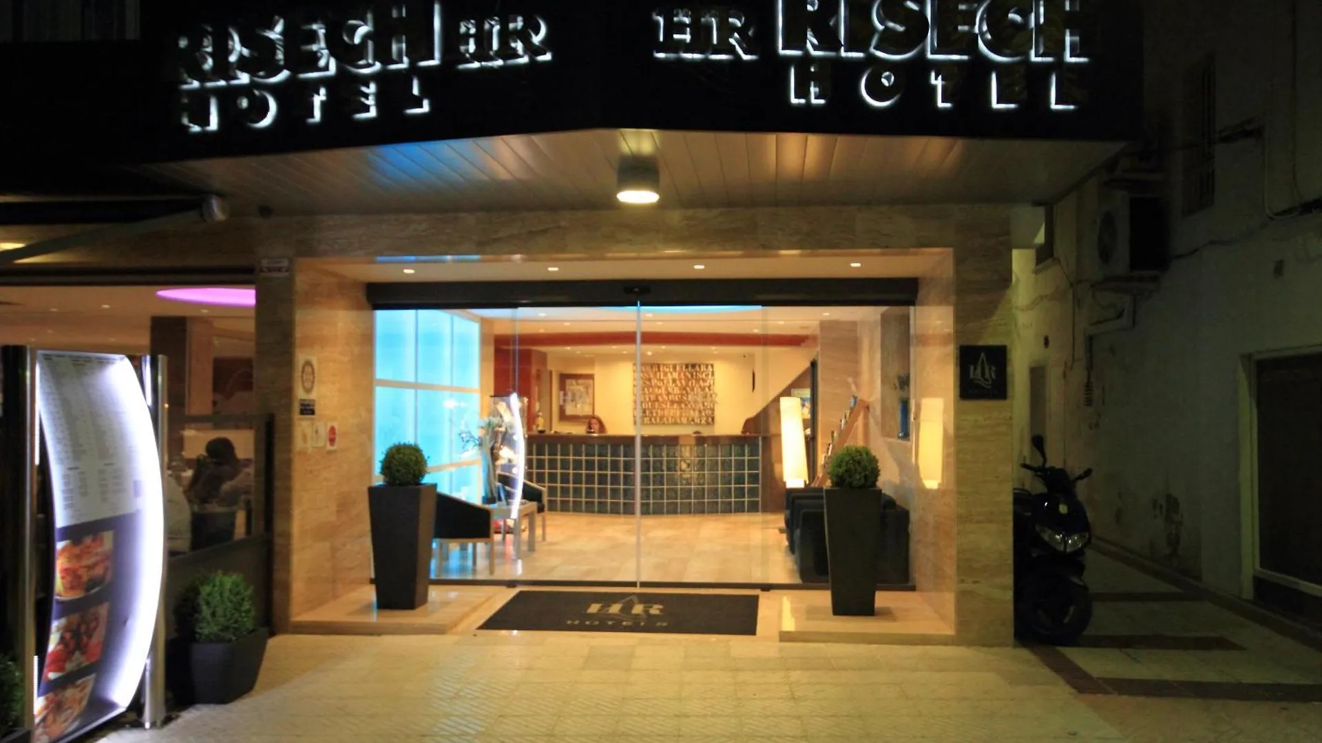 **  Hotel Risech Spain