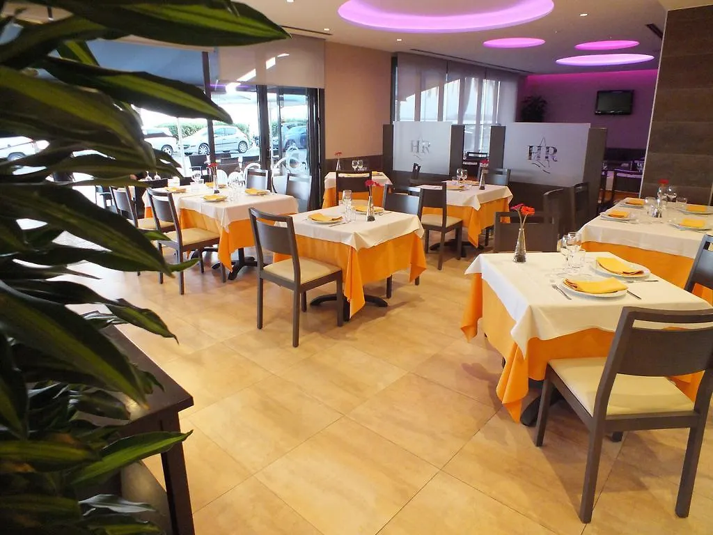 Hotel Risech ロザス