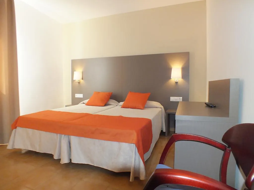 Hotel Risech ロザス