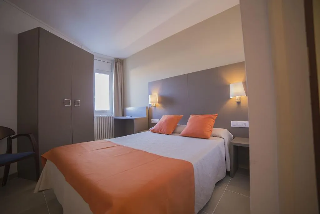 **  Hotel Risech ロザス スペイン